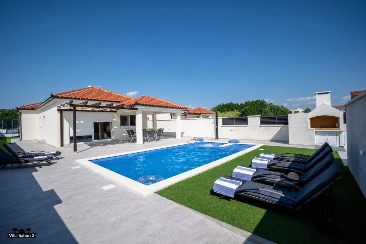 Villas Sabun - Modern House With Heated Pool بريفلاكا المظهر الخارجي الصورة