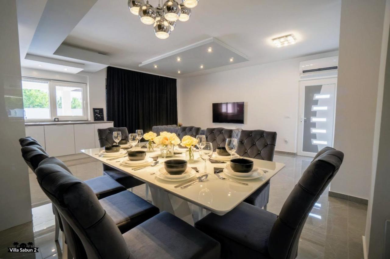 Villas Sabun - Modern House With Heated Pool بريفلاكا المظهر الخارجي الصورة