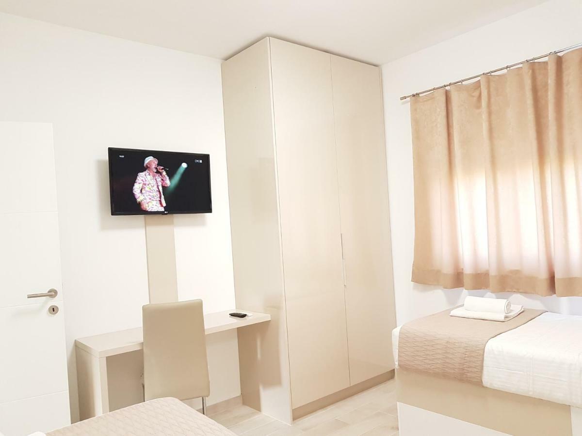 Villas Sabun - Modern House With Heated Pool بريفلاكا المظهر الخارجي الصورة